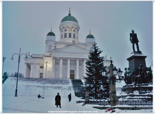 experiencias-de-viagens-helsinque-monumento-Tzar-russo-Alexandre II