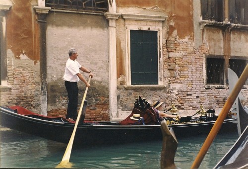 experiencias-de-viagens-veneza-italia-gondolas